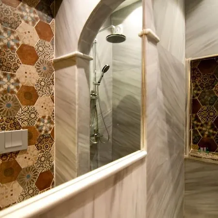 Appartement Renovated With Cozy Bed, Next To Hagia Sofia Istanboel